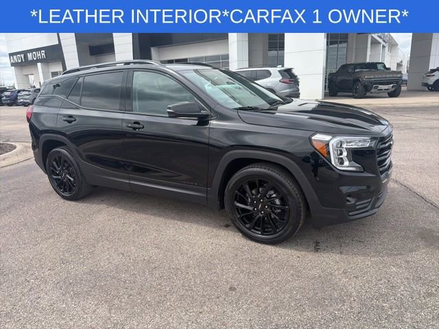 Used 2024 GMC Terrain SLT w/ Elevation Edition FWD image 15