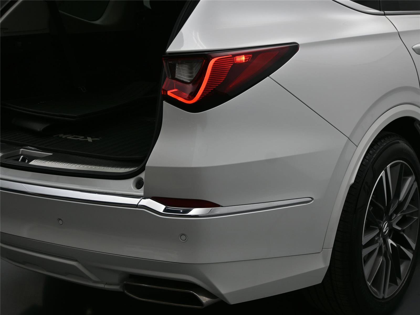 Certified 2026 Acura MDX SH-AWD w/ Advance Package image 12