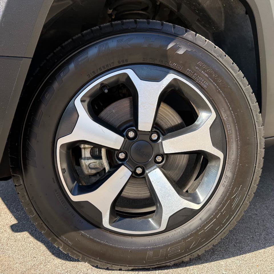 Used 2021 Jeep Renegade Trailhawk w/ Sun & Sound Group image 25