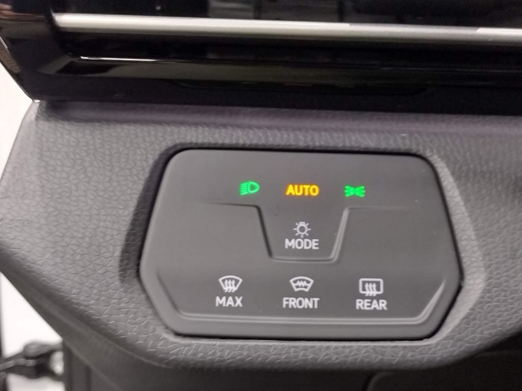 New 2026 Volkswagen ID.4 Pro AWD/4WD image 19