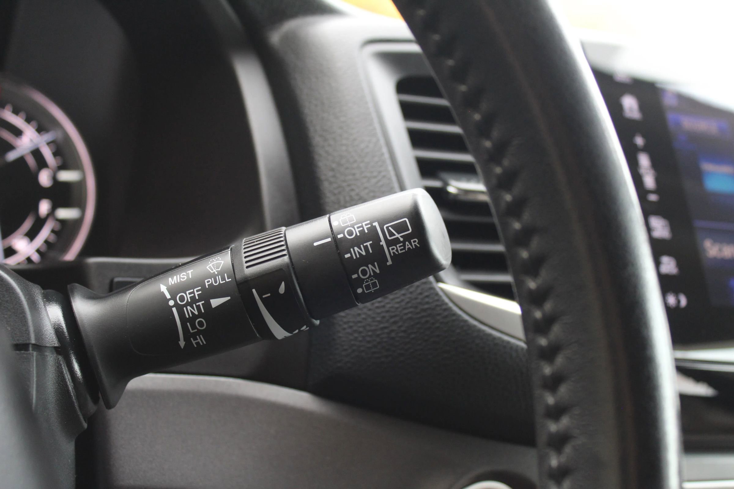 Used 2018 Honda Pilot EX-L image 33