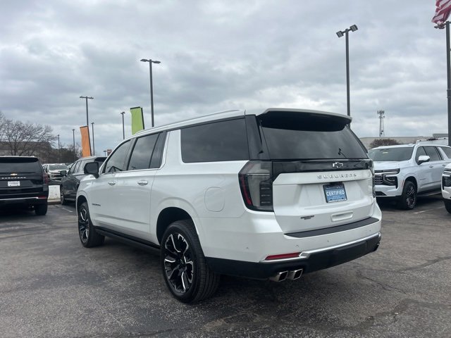 Certified 2025 Chevrolet Suburban High Country image 5