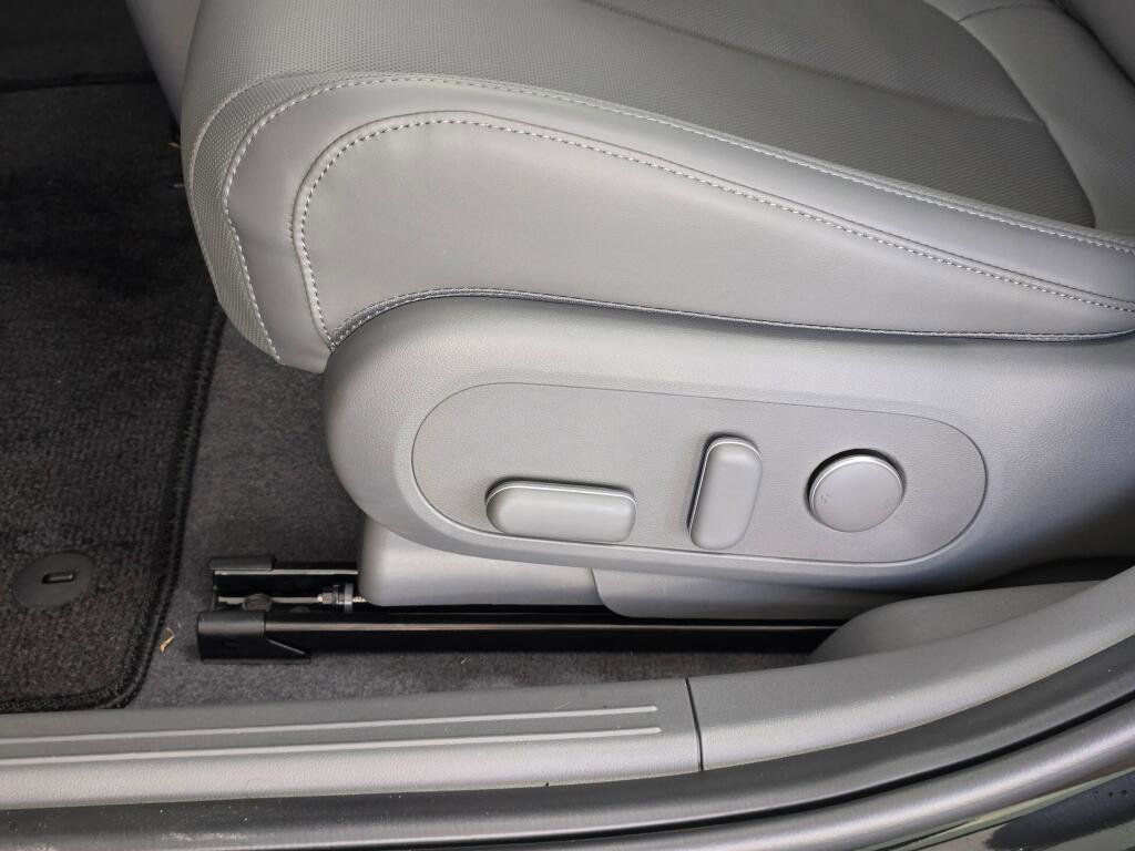 New 2026 Hyundai Ioniq 5 SEL image 21