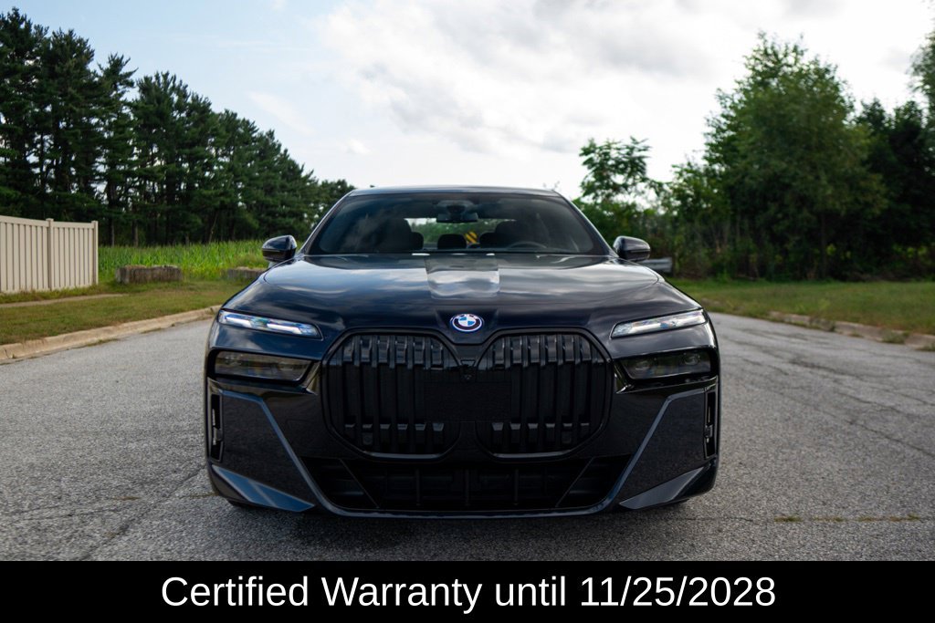Certified 2024 BMW i7 xDrive60 w/ Executive Package AWD/4WD image 2