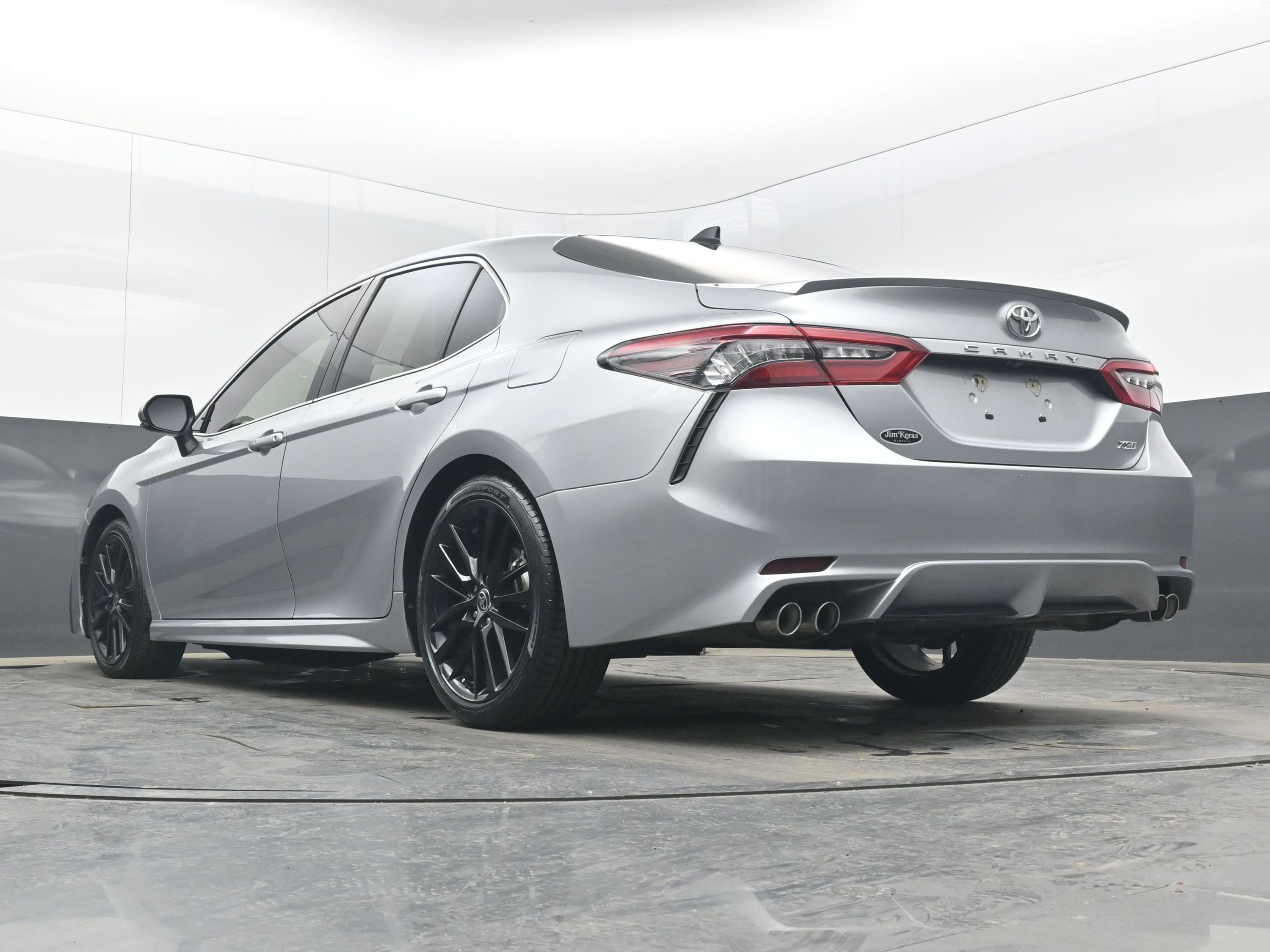 Used 2021 Toyota Camry XSE image 28