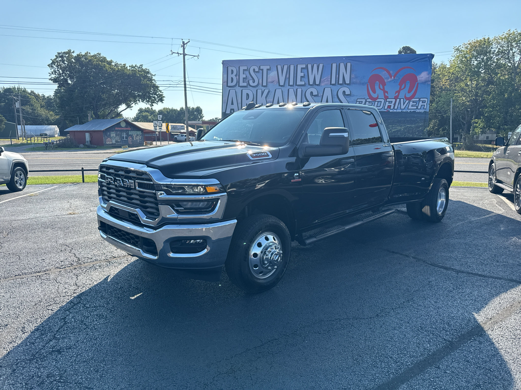 Used 2025 RAM 3500 Tradesman AWD/4WD image 1