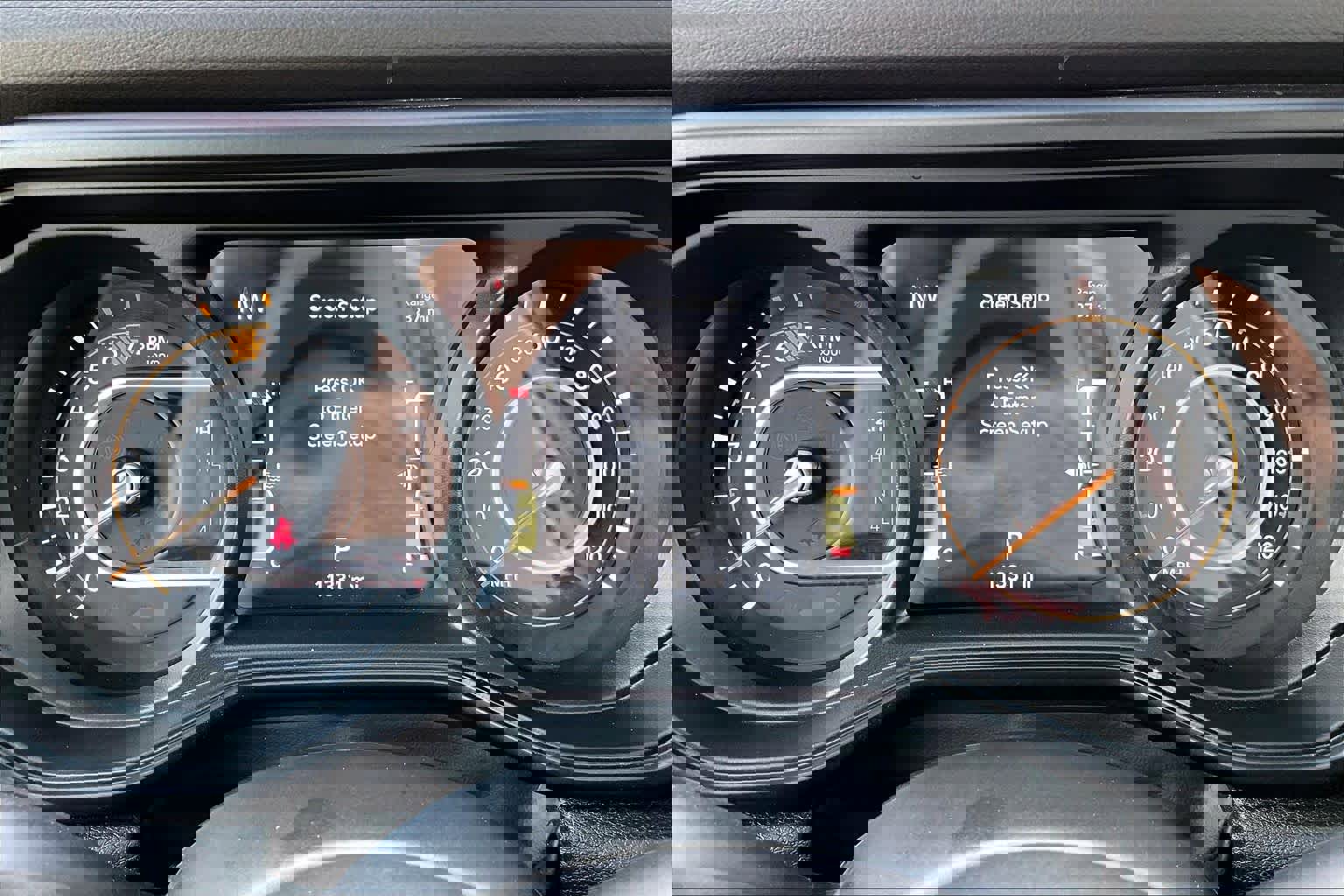 Used 2024 Jeep Wrangler Unlimited Rubicon w/ Convenience Group AWD/4WD image 26