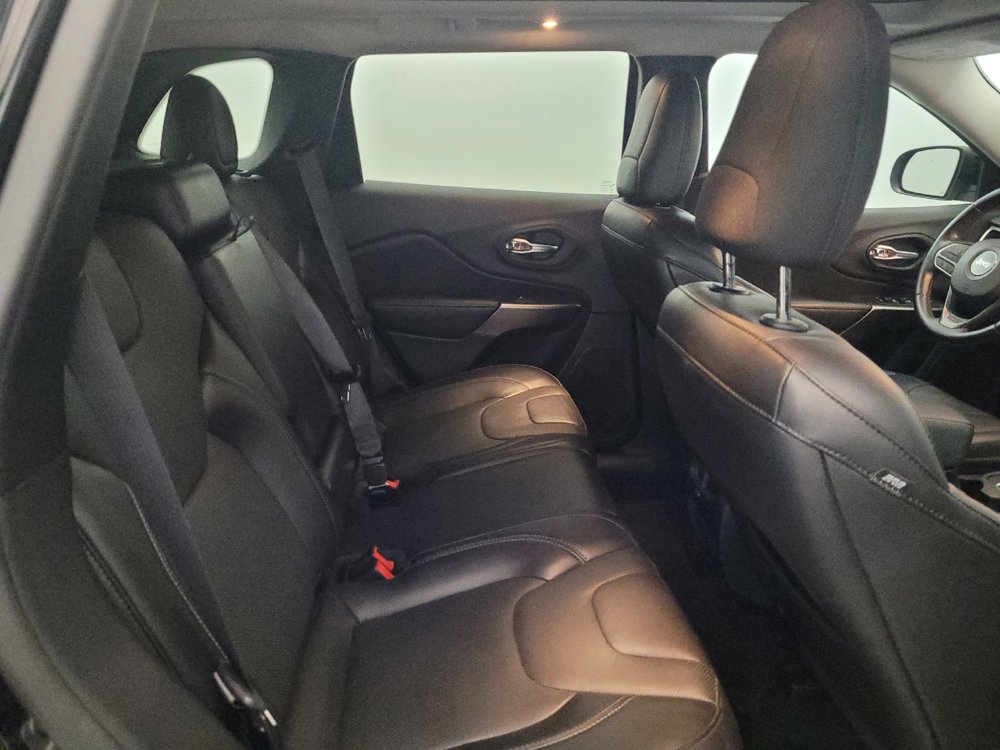 Used 2020 Jeep Cherokee Limited AWD/4WD image 19