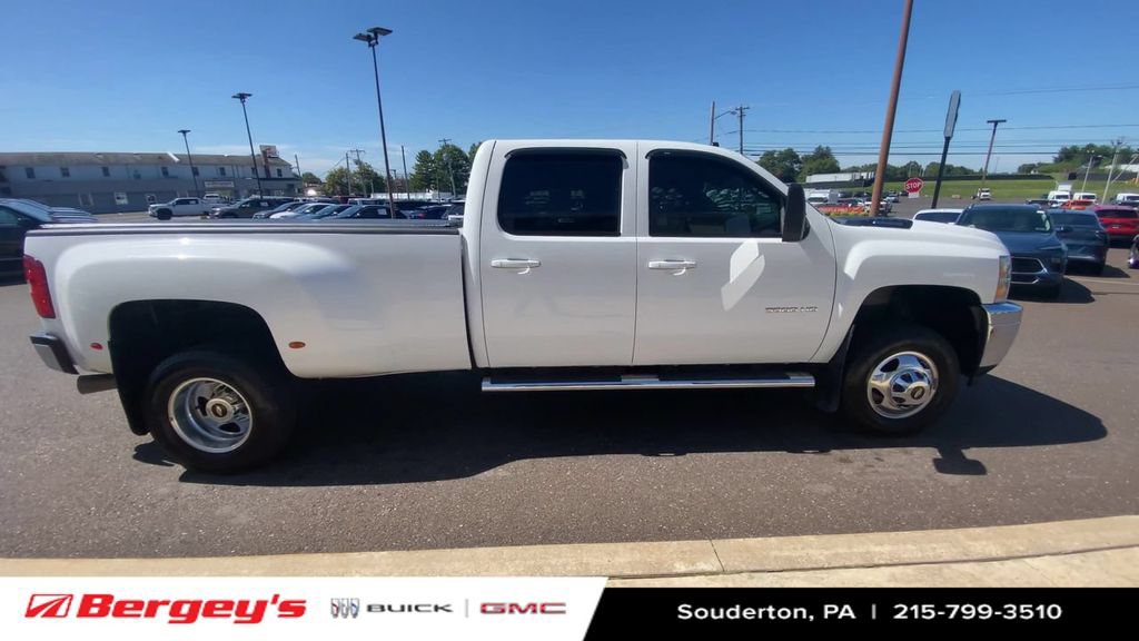 Used 2014 Chevrolet Silverado 3500 LTZ w/ LTZ Plus Package AWD/4WD image 10