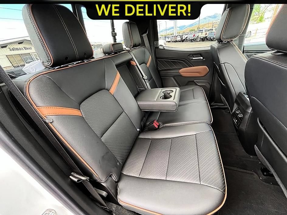 New 2026 GMC Canyon AT4 w/ Technology Plus Package AWD/4WD image 18