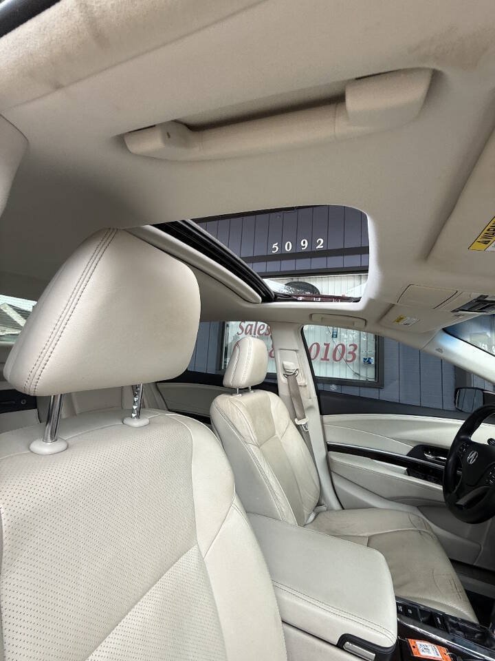 Used 2014 Acura RLX w/ Technology Package FWD image 31