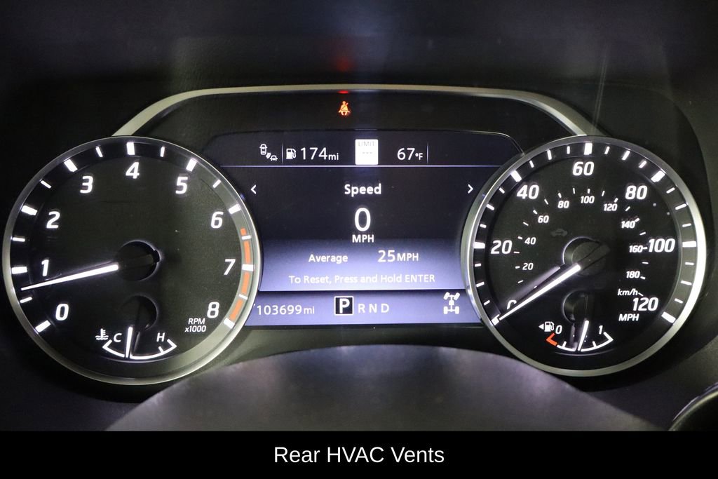 Used 2021 Nissan Titan SV w/ SV Convenience Package image 11