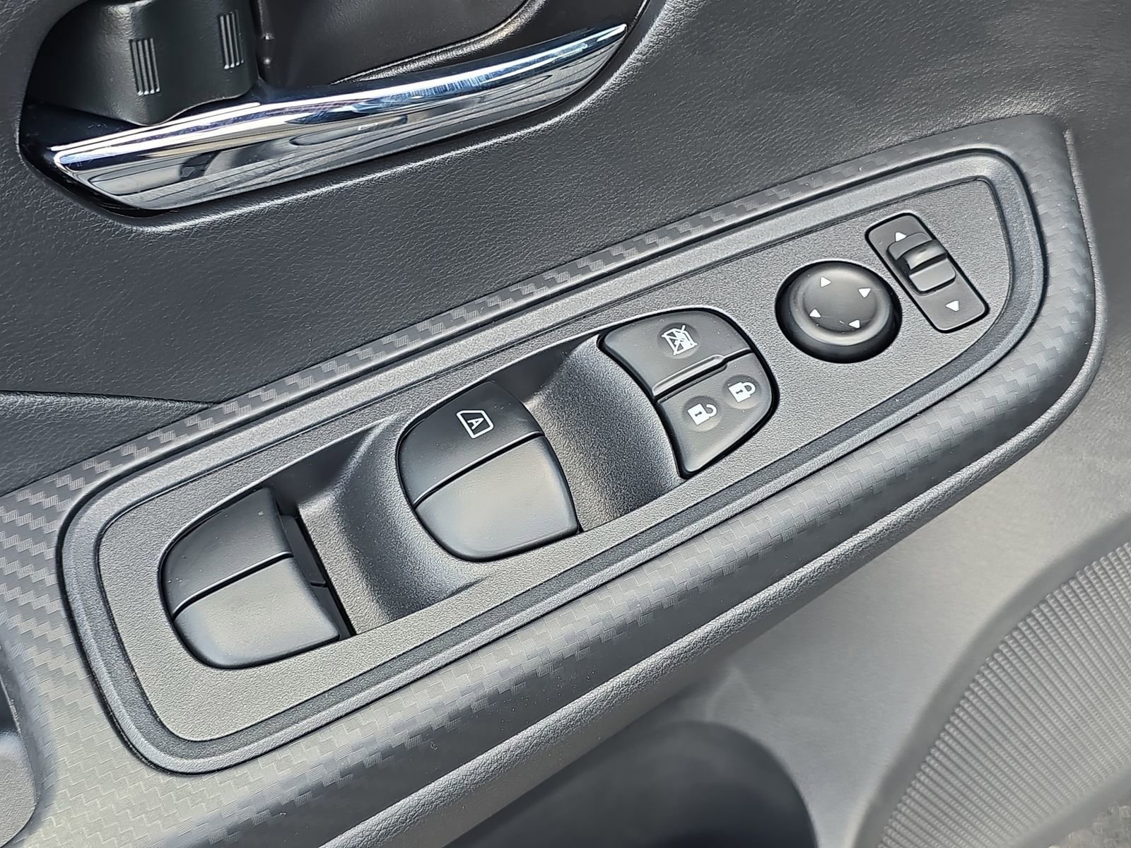 New 2025 Nissan Versa SV w/ Trunk Package image 14