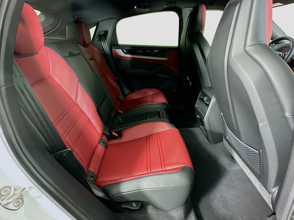 New 2026 Porsche Cayenne S image 29