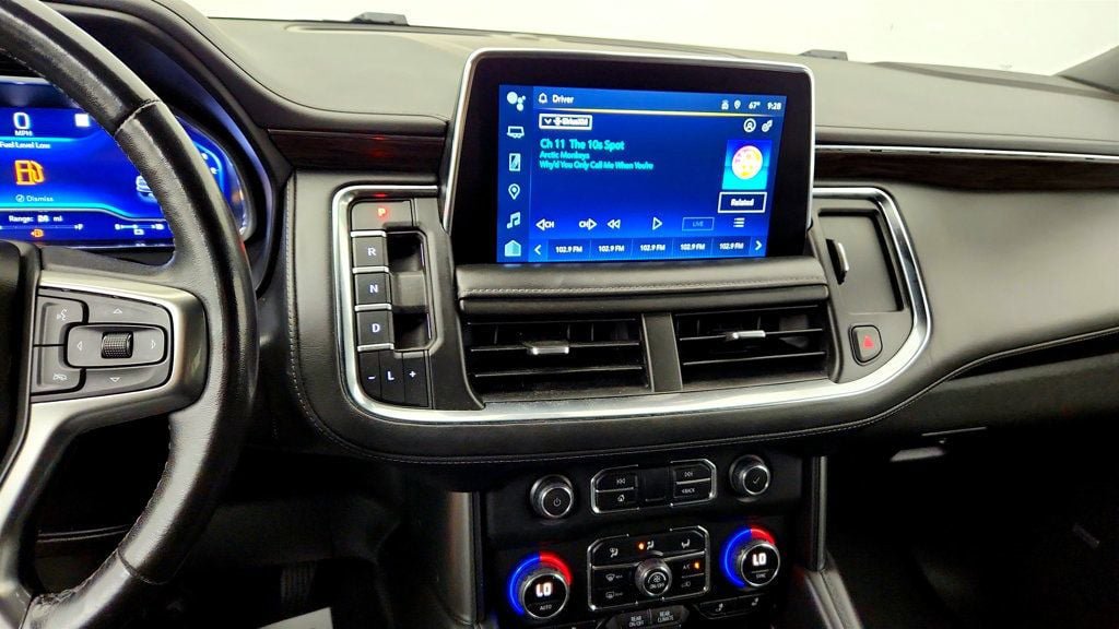 Used 2022 Chevrolet Suburban LT w/ LT Signature Plus Package AWD/4WD image 18