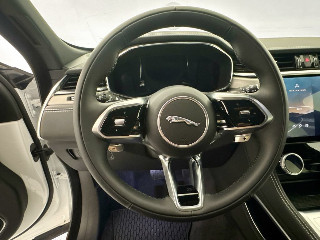 New 2026 Jaguar F-PACE R-Dynamic S AWD/4WD image 11