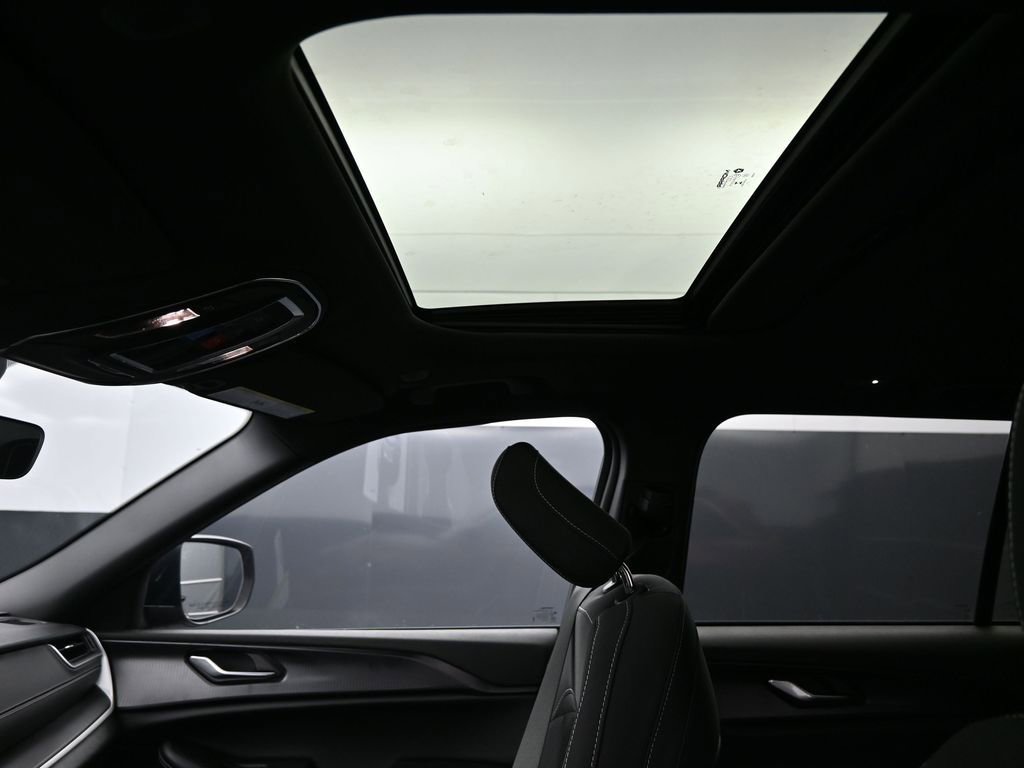 New 2026 Jeep Grand Cherokee Laredo X image 13