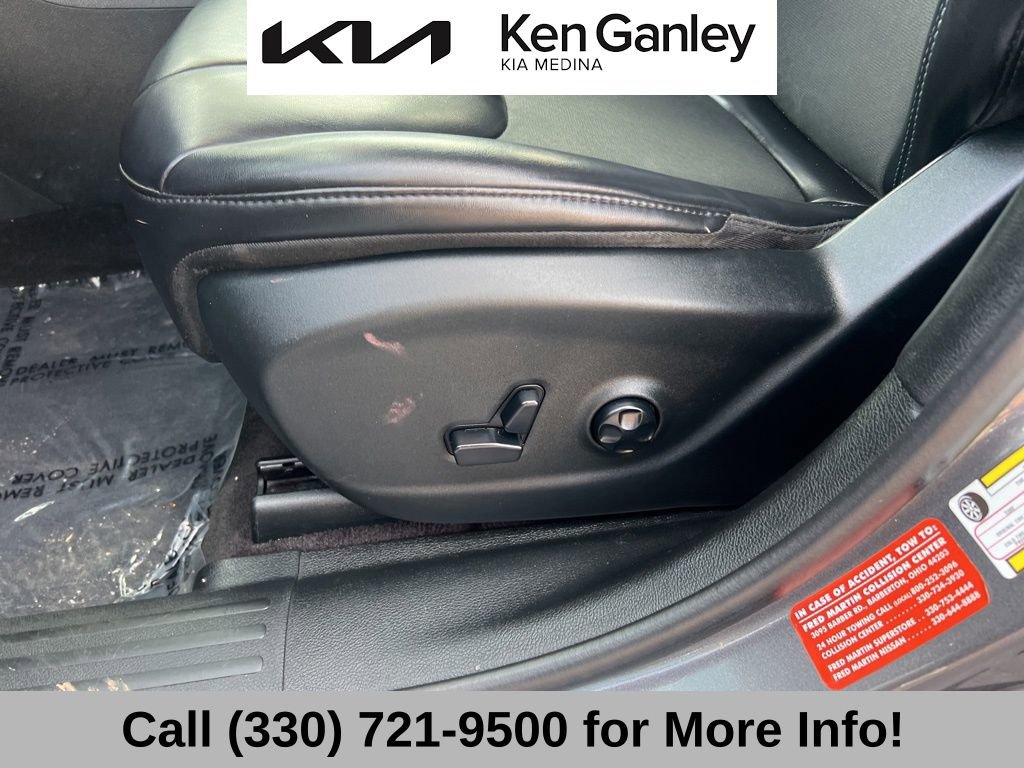 Used 2019 Jeep Cherokee Latitude Plus w/ Cold Weather Group image 28