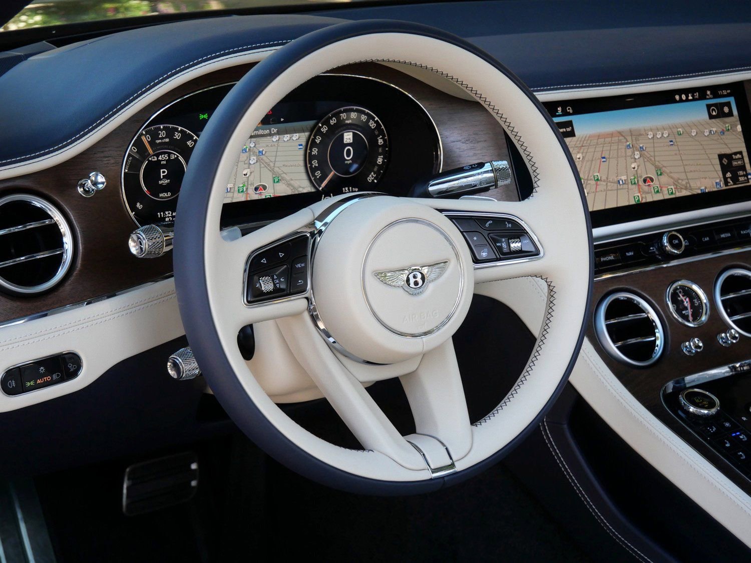 New 2026 Bentley Continental GTC AWD/4WD image 13