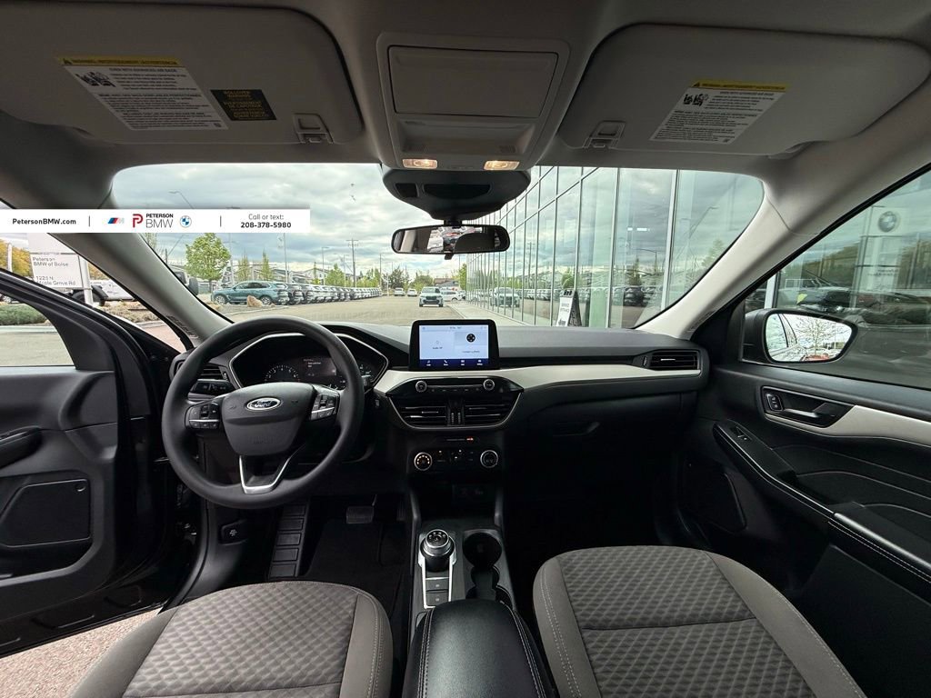 Used 2022 Ford Escape SE image 16