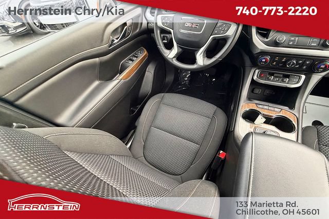 Used 2023 GMC Acadia SLE AWD/4WD image 11