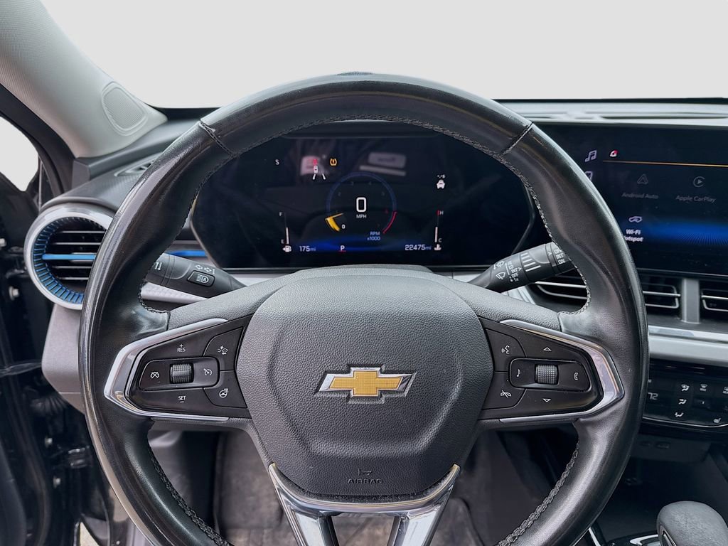 Certified 2024 Chevrolet Trax LT w/ LT Convenience Package image 11