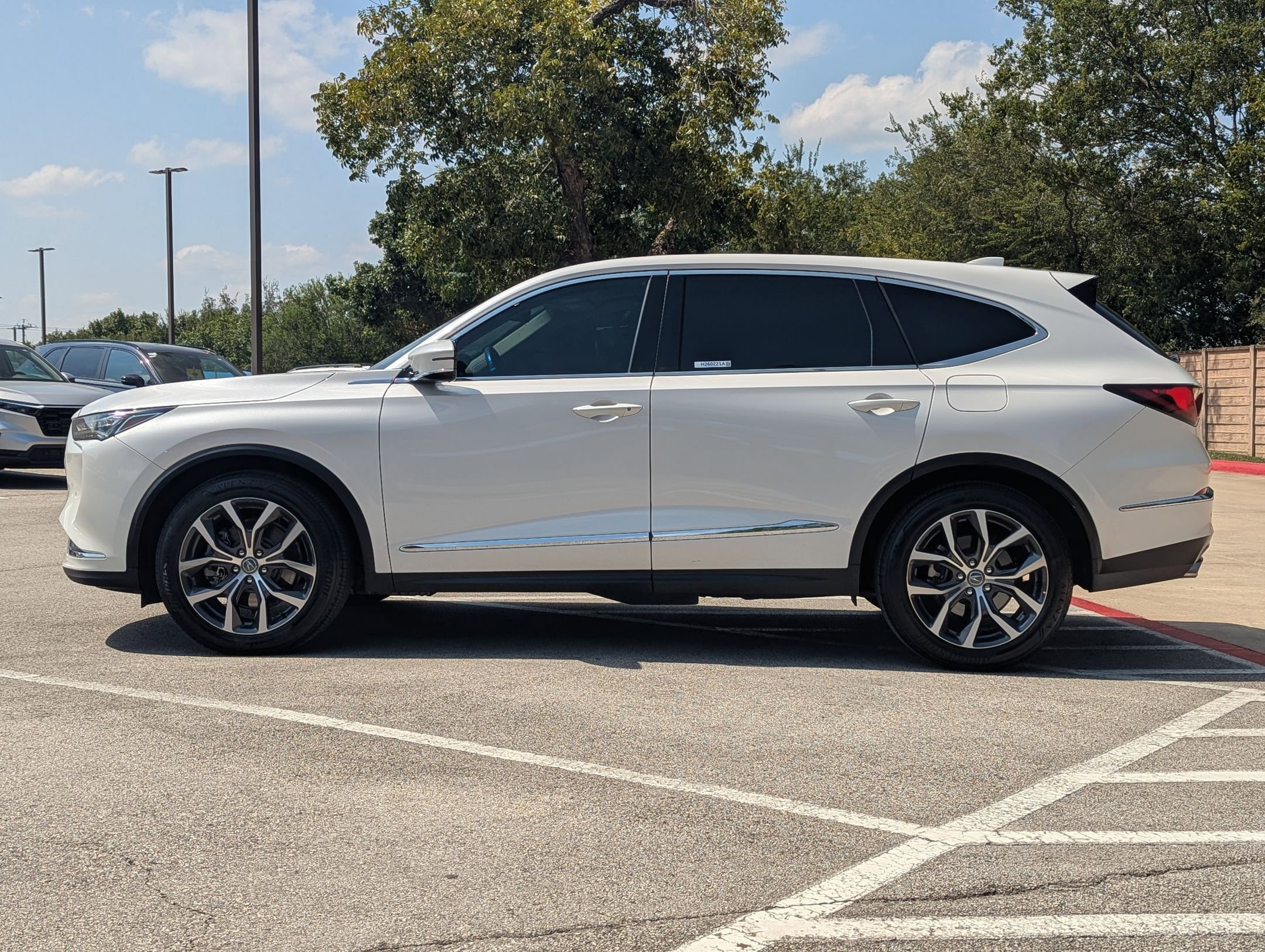 Used 2023 Acura MDX w/Technology Package image 7