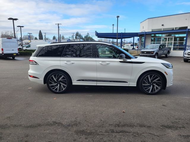 New 2026 Lincoln Aviator Black Label w/ Jet Appearance Package image 8