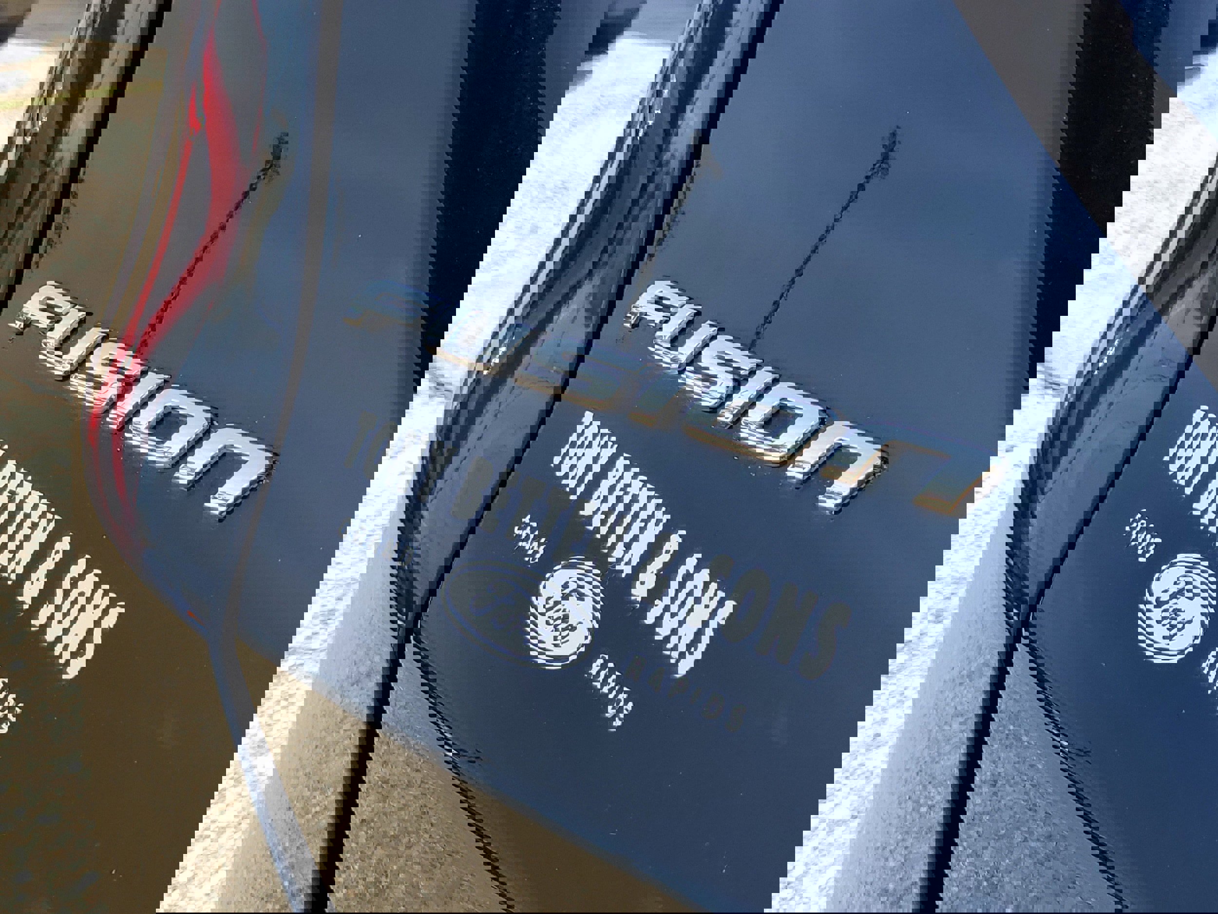 Certified 2017 Ford Fusion SE w/ Fusion SE Technology Package image 7