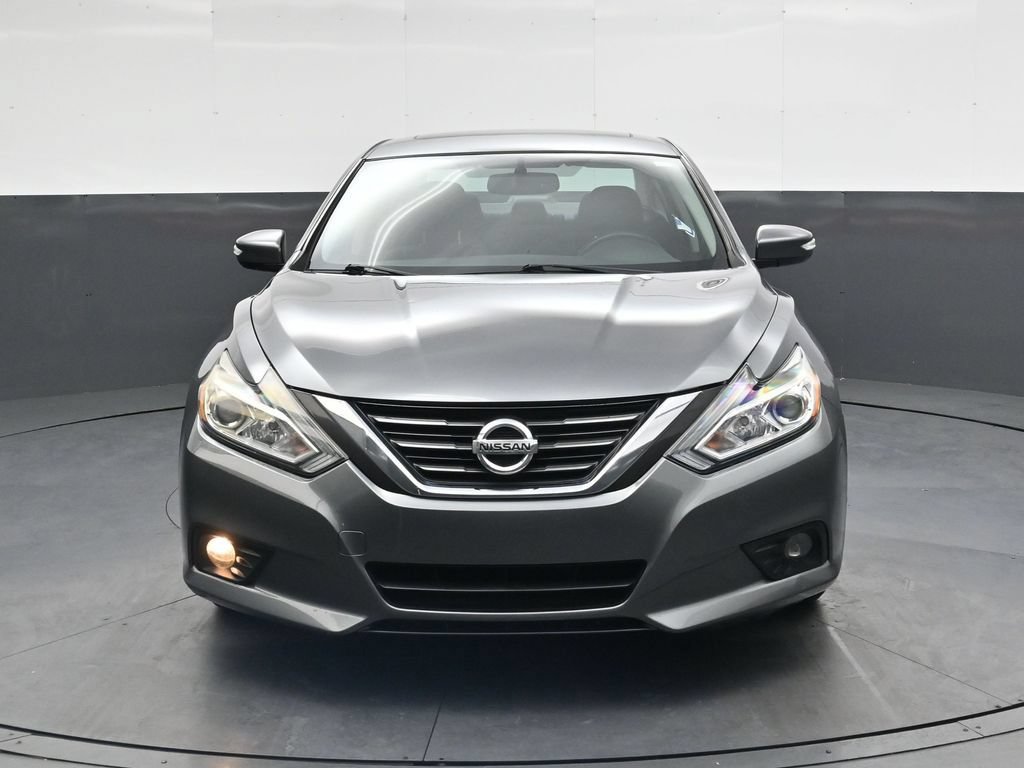 Used 2017 Nissan Altima 2.5 SV w/ Convenience Package FWD image 14
