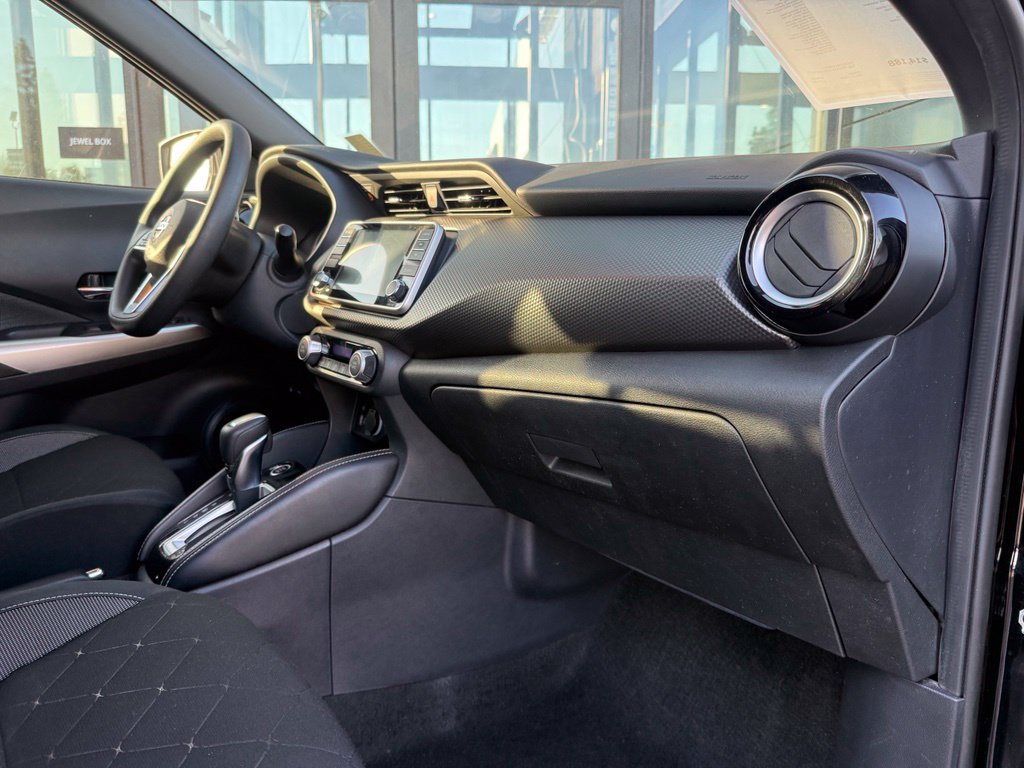 Used 2020 Nissan Kicks SV FWD image 14