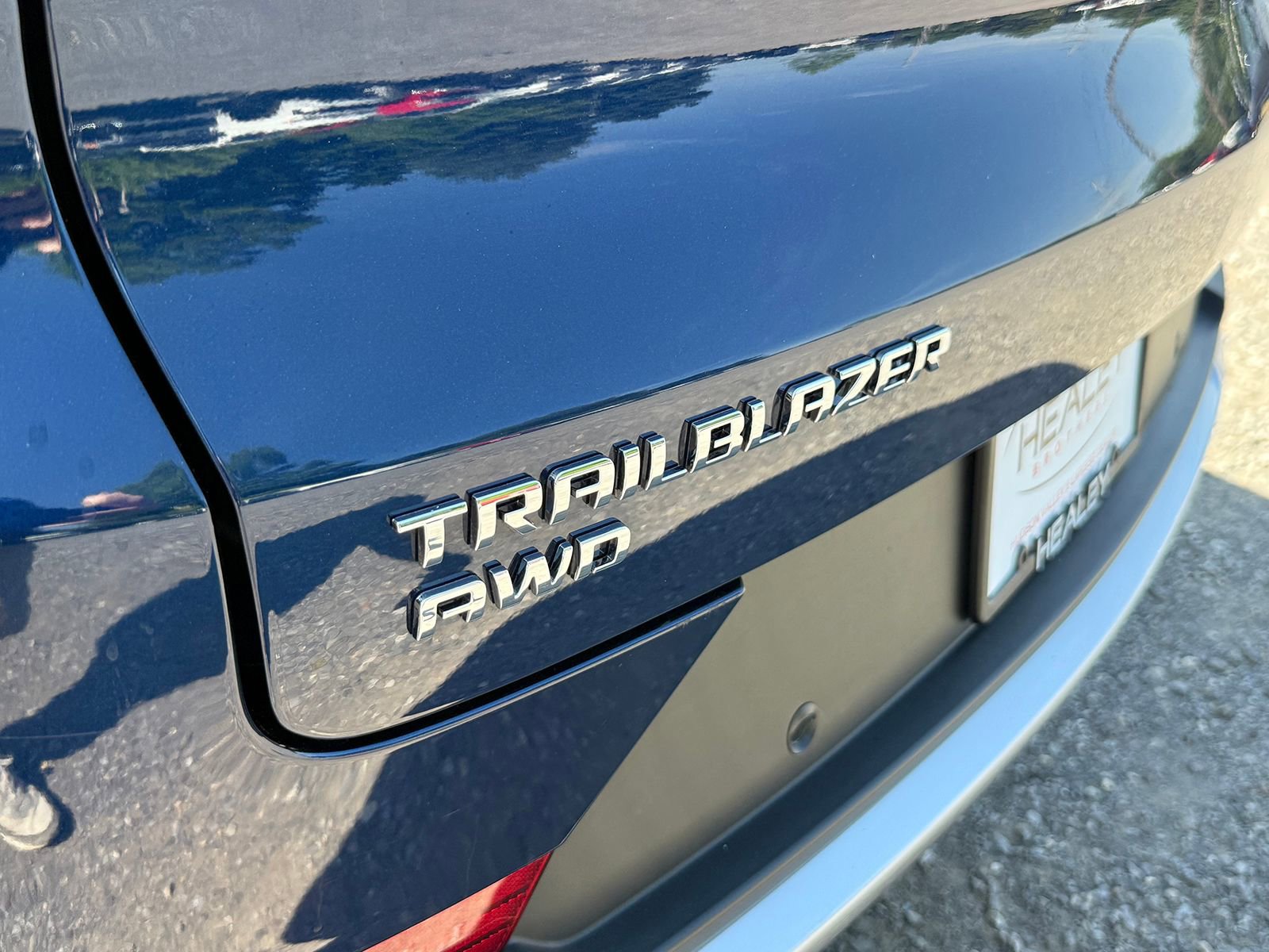 Certified 2022 Chevrolet TrailBlazer LT w/ Convenience Package AWD/4WD image 8