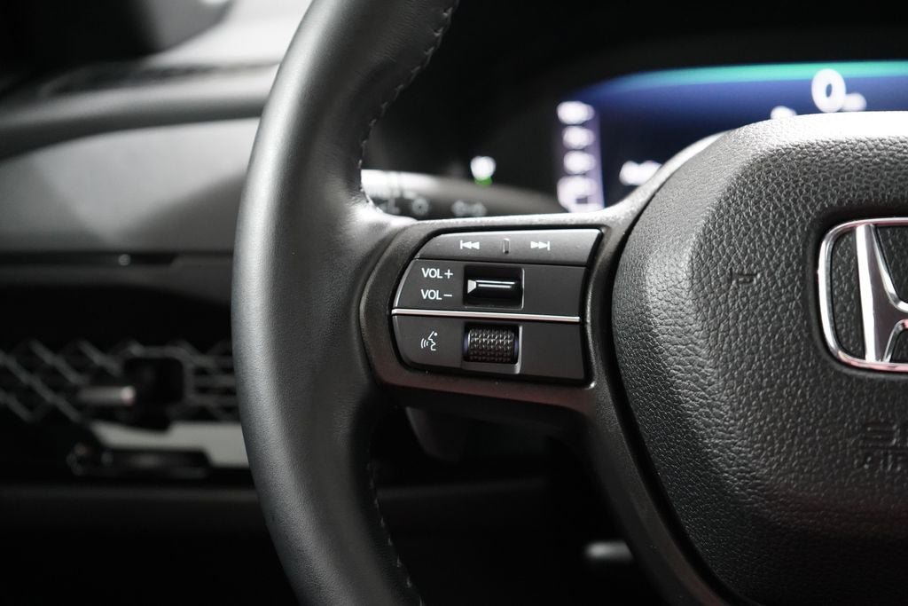 Used 2023 Honda Accord Sport image 15