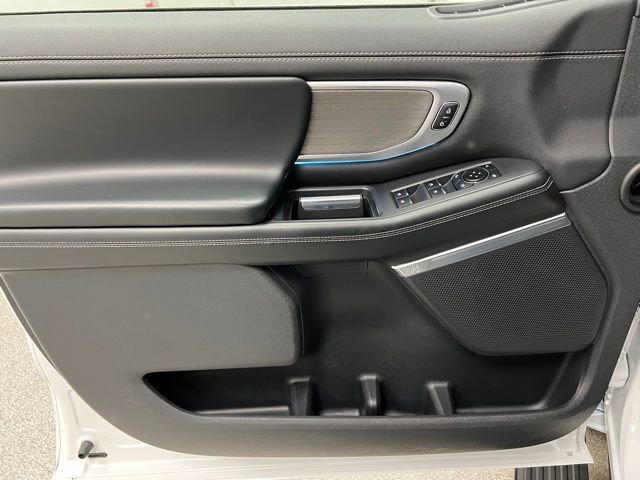Used 2025 Ford Expedition Platinum AWD/4WD image 22