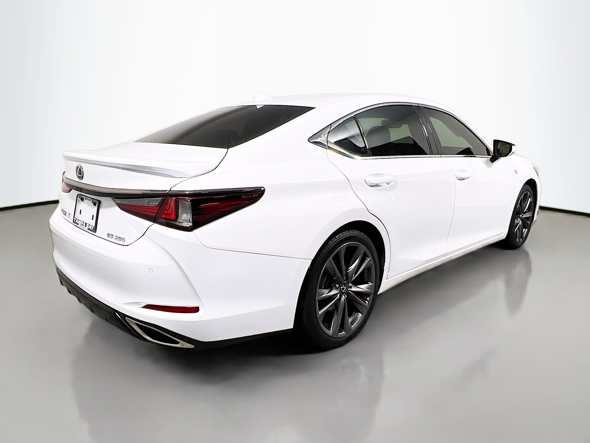 Used 2021 Lexus ES 350 F Sport w/ Accessory Package 2 image 4