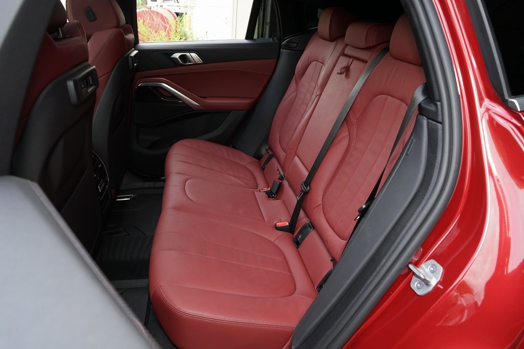 Used 2021 BMW X6 xDrive40i w/ Convenience Package image 21