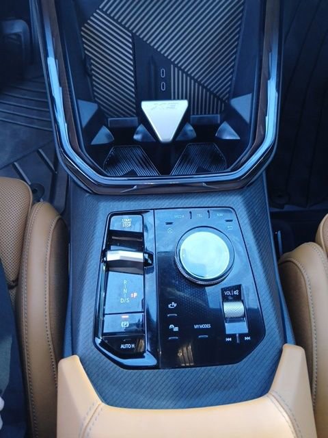 Certified 2025 BMW X3 xDrive30i w/ Premium Package image 22