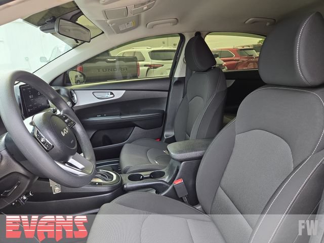 Used 2024 Kia Forte LXS FWD image 16
