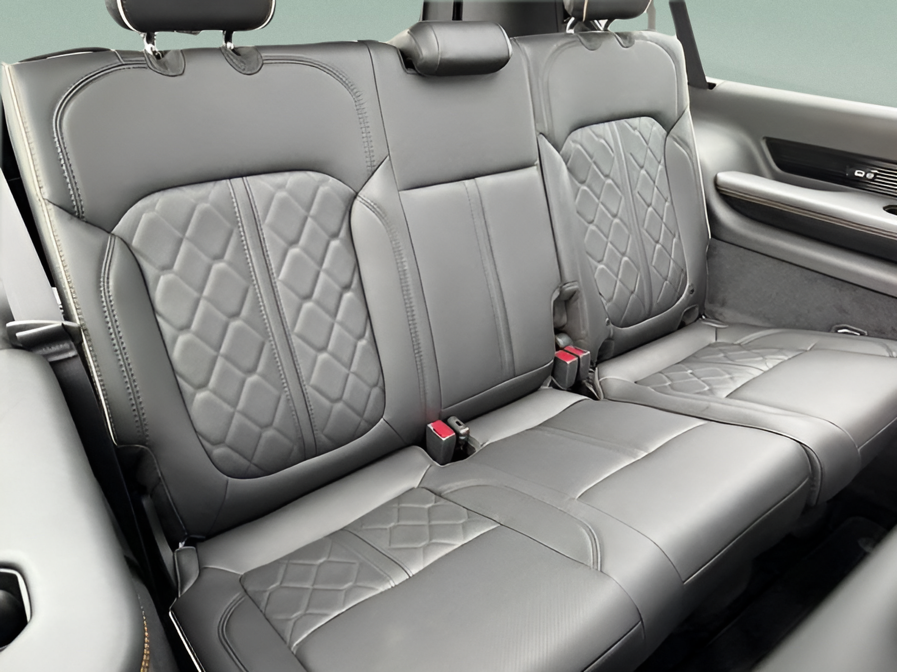 New 2026 Jeep Grand Wagoneer L Summit AWD/4WD image 13