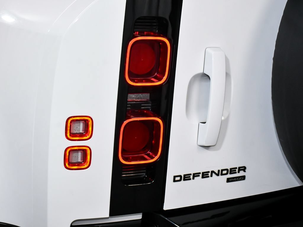 Used 2023 Land Rover Defender 90 X-Dynamic SE AWD/4WD image 80
