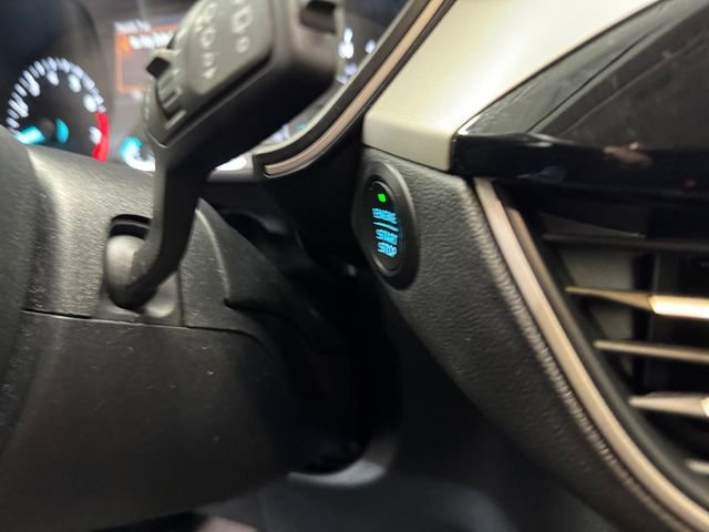 Used 2020 Ford Escape SE image 20