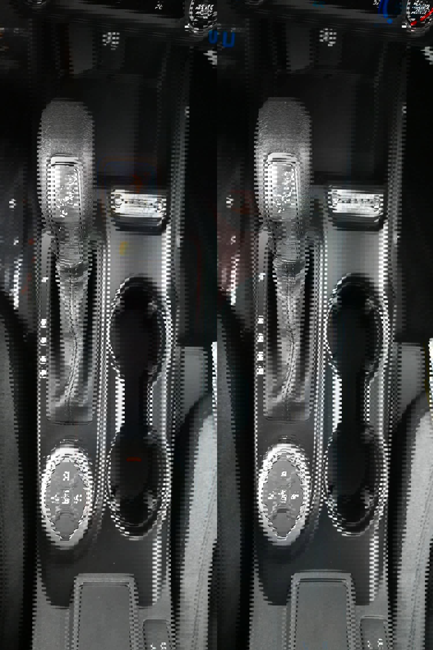 New 2025 Ford Bronco 2-Door image 36