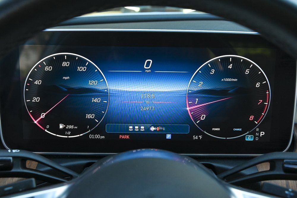 Used 2025 Mercedes-Benz C 300 Sedan image 25