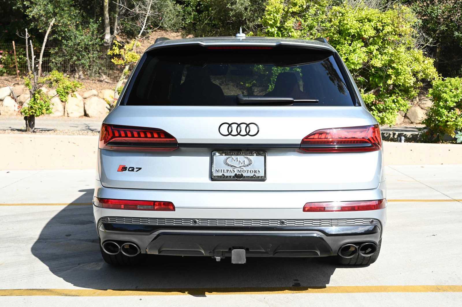 Used 2023 Audi SQ7 Prestige AWD/4WD image 4