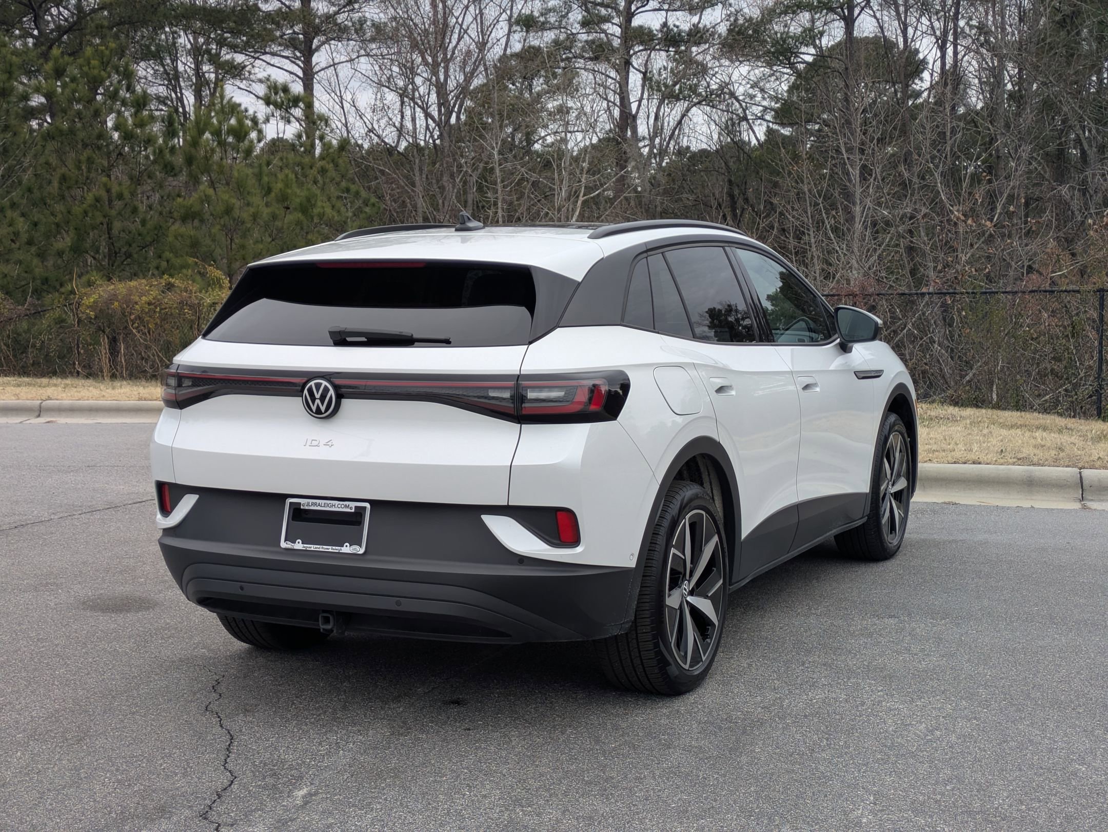 Used 2024 Volkswagen ID.4 Pro S image 5