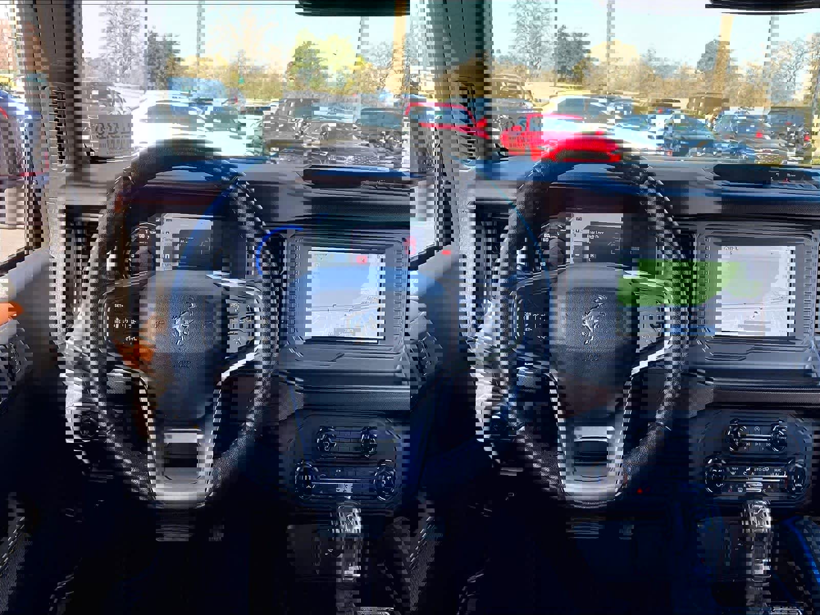 Used 2021 Ford Bronco Outer Banks image 6