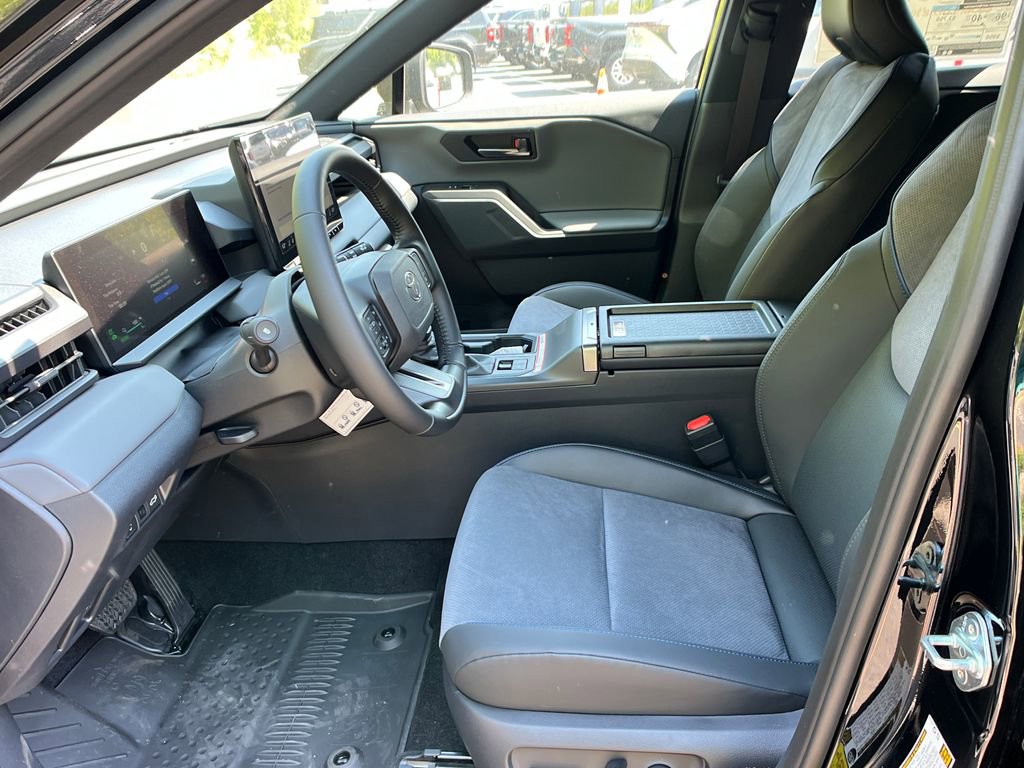 New 2026 Toyota RAV4 XSE w/ Weather Package AWD/4WD image 9