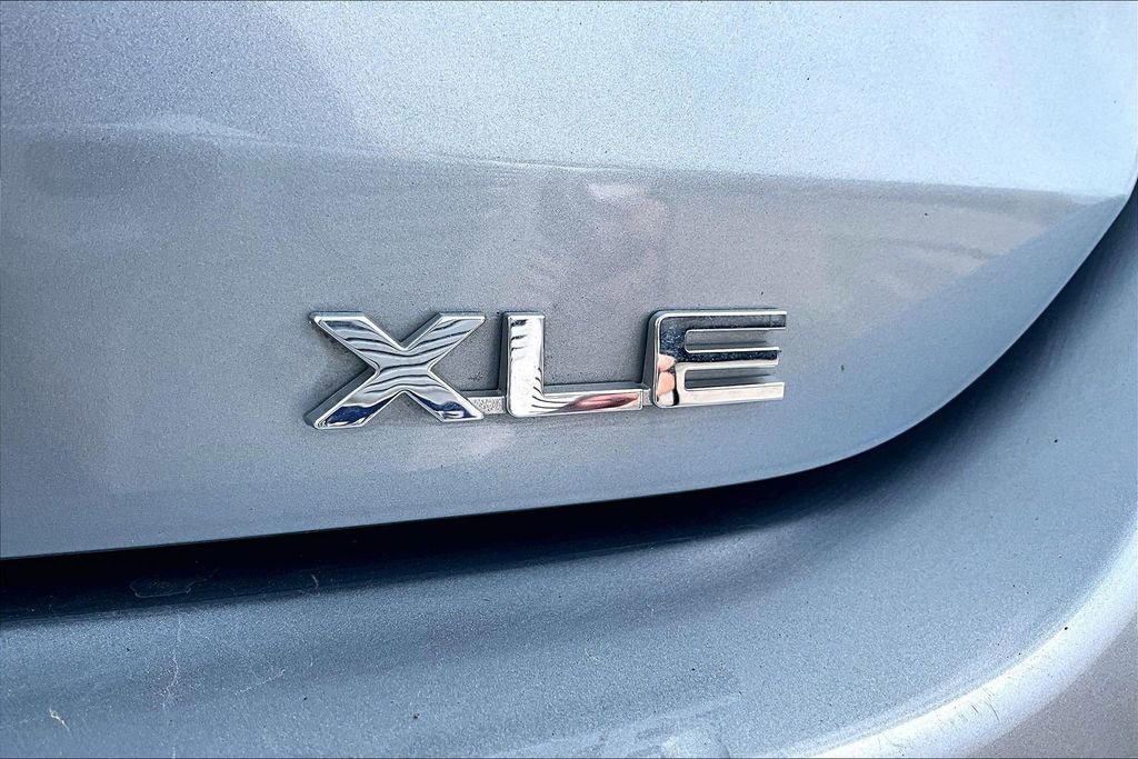 Used 2023 Toyota Highlander XLE image 23