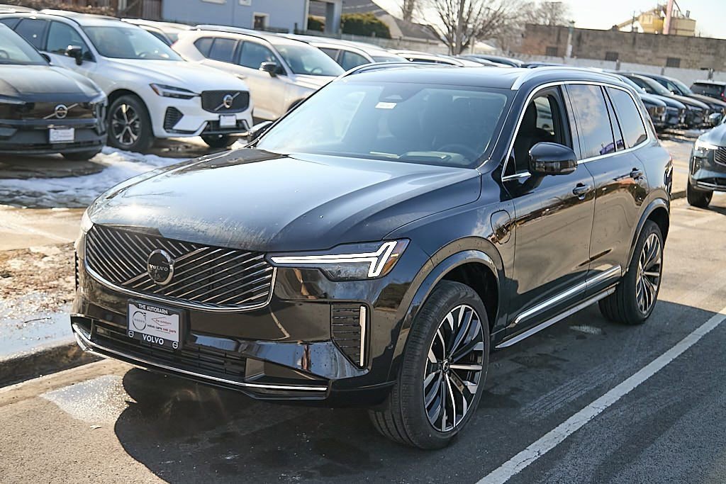 New 2026 Volvo XC90 T8 Ultra w/ Protection Package Premier image 6
