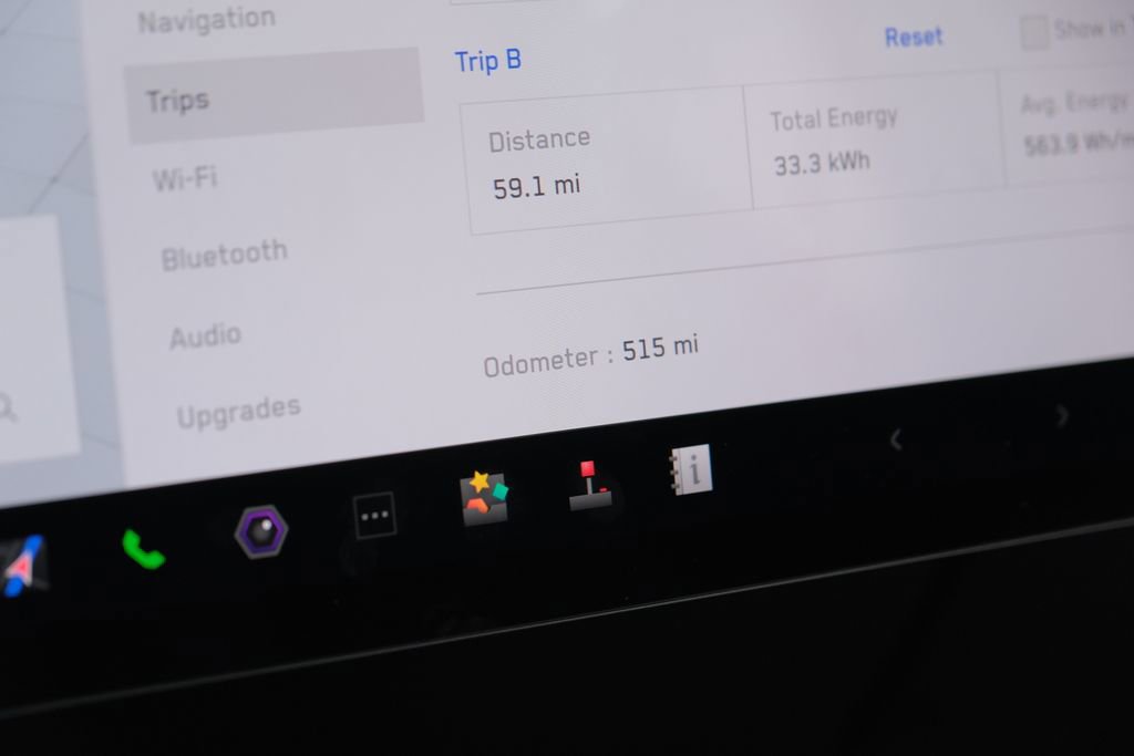 Used 2025 Tesla Cybertruck AWD Crew Cab image 72